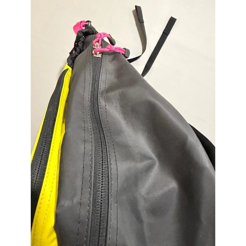 The North Face Hot Shot Backpack Black Unisex OS Grey Yellow Pink Technical